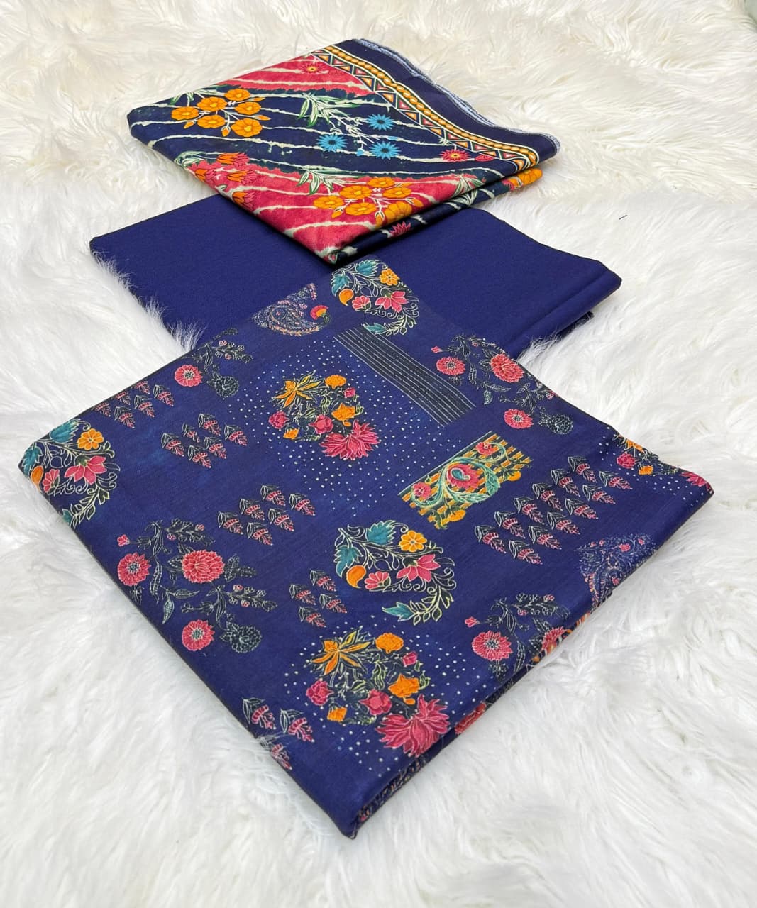Bin Saeed Khaddar Printed Unstitched 3Piece D-001