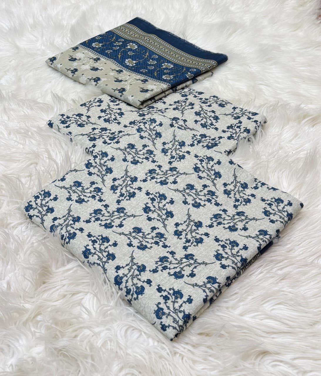Bin Saeed Khaddar Printed Unstitched 3Piece D-019