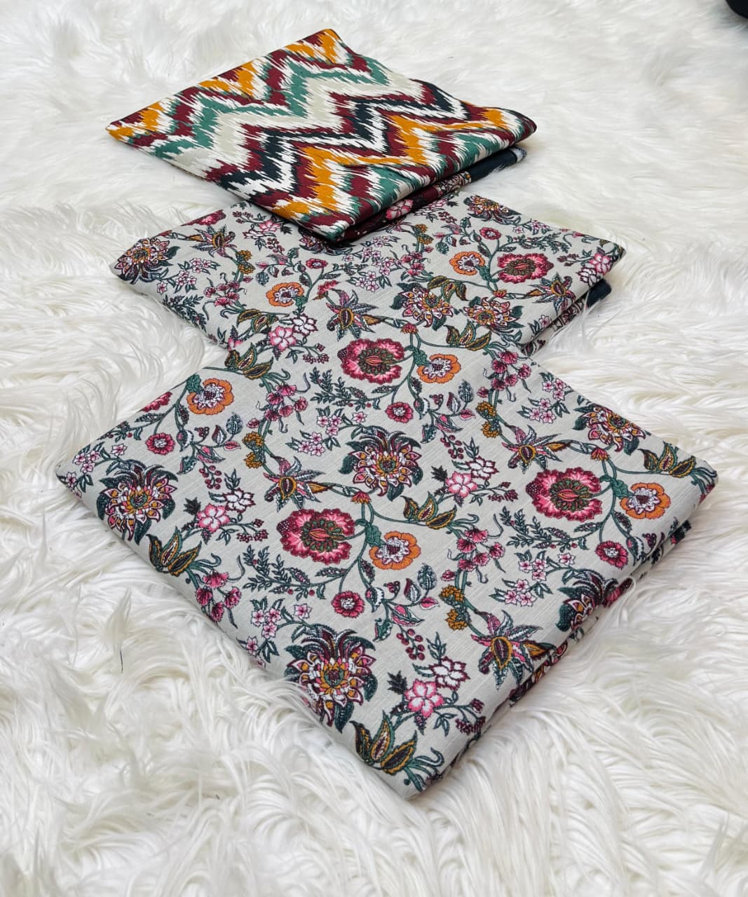 Bin Saeed Khaddar Printed Unstitched 3Piece D-022