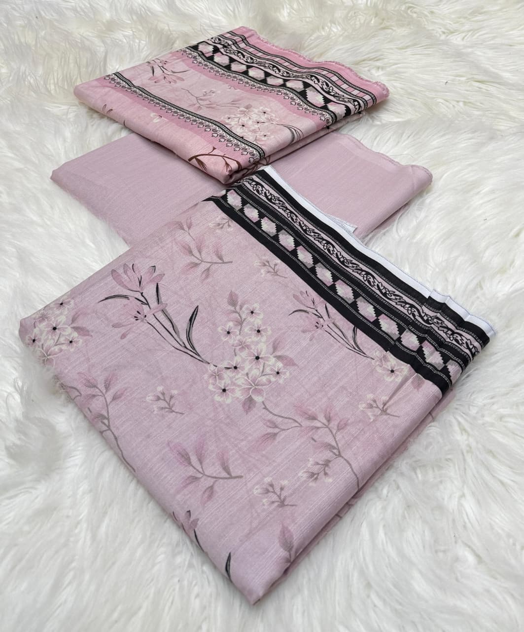 Bin Saeed Khaddar Printed Unstitched 3Piece D-024