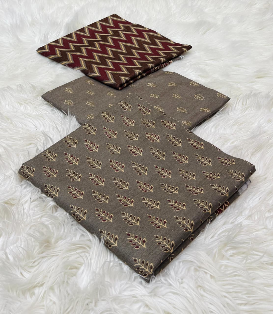Bin Saeed Khaddar Printed Unstitched 3Piece D-029