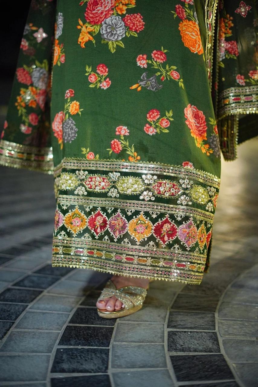 Aneelas Luxury Silk-3PC Unstitched D-001